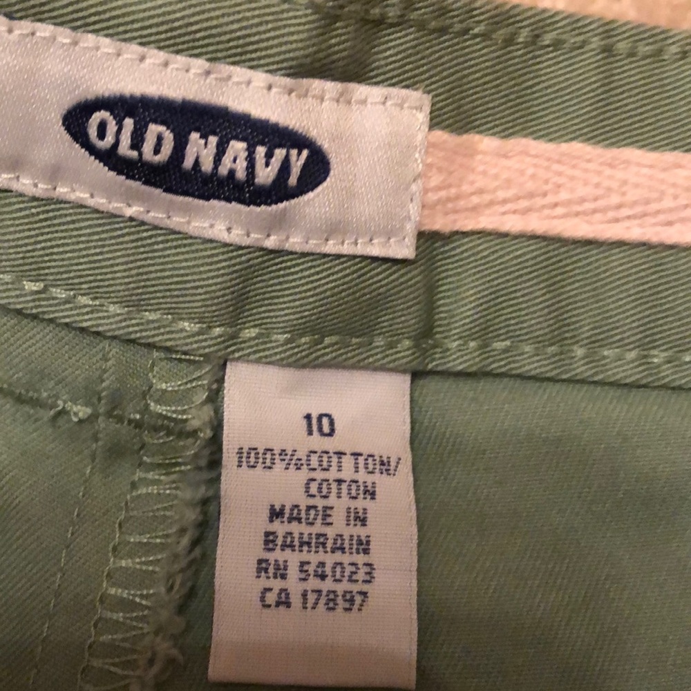 Girls shorts Size 10 - Picture 3 of 8